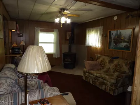 9150 Horn Rd, Windham, OH 44288 photo 17