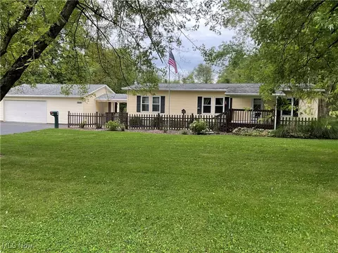 4450 Hawkins Rd, New Waterford, OH 44445