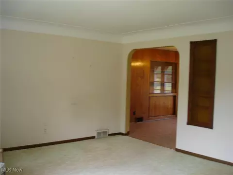 185 Hillside Rd, Seven Hills, OH 44131 photo 14