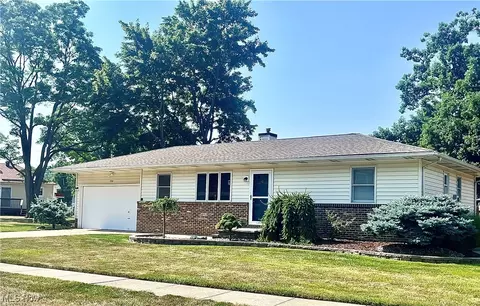 550 Ezmor Ln, Wickliffe, OH 44092