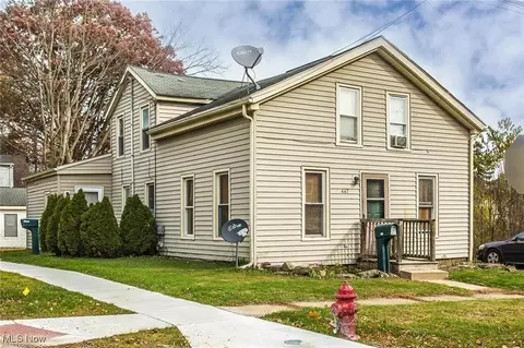 447 Cuyahoga St, Kent, OH 44240