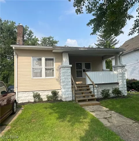 78 Elinor Ave, Akron, OH 44305