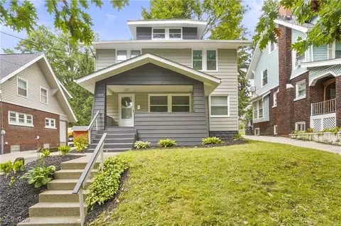1517 Hillside Ter, Akron, OH 44305