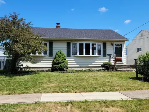 16380 Bowfin Blvd, Brook Park, OH 44142