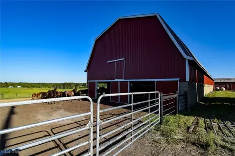 Madison Rd, Middlefield, OH 44062 photo 25
