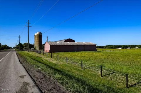 Madison Rd, Middlefield, OH 44062 photo 14