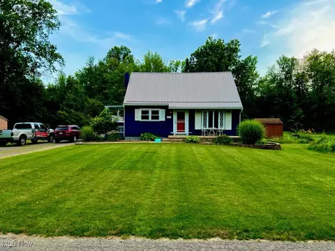 1529 Liberty Ave, Girard, OH 44420