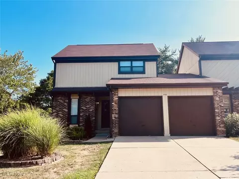 1116 S Slope, Zanesville, OH 43701