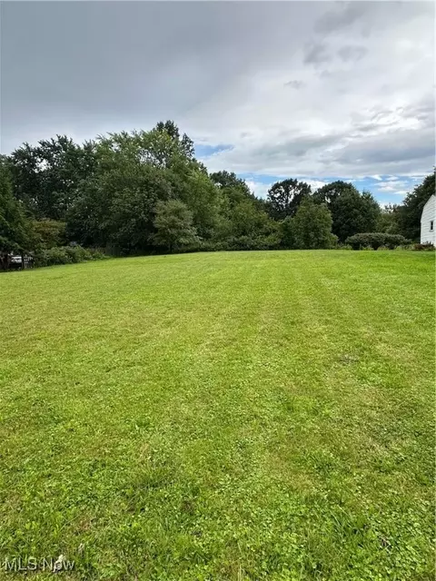 East Avenue, Tallmadge, OH 44203