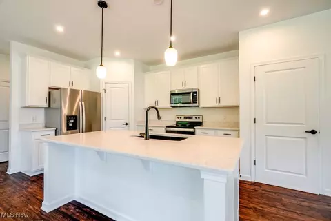 Kitchen - 838 River Run Rd, Aurora, OH 44202 photo 3 of 4