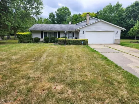 527 Catlin Dr, Richmond Heights, OH 44143