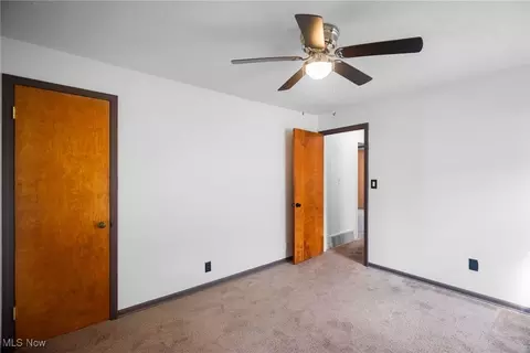 5618 Ackley Rd, Cleveland, OH 44129 photo 17