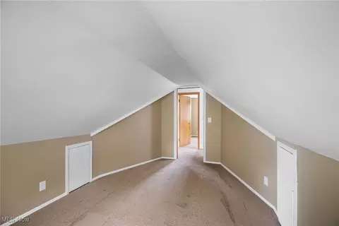 5618 Ackley Rd, Cleveland, OH 44129 photo 22