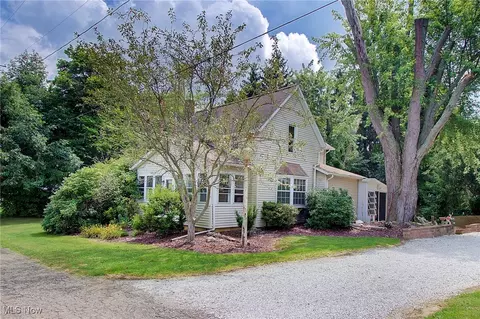 13280 Kimmens Rd SW, Massillon, OH 44647