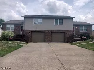 1116 1118 Woodlawn Ave NW, Canton, OH 44708