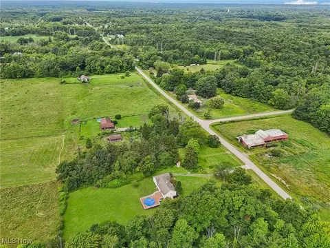 476 Garrison Rd, Ashtabula, OH 44004 photo 5