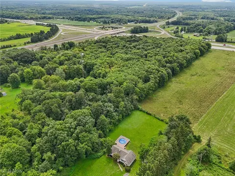 476 Garrison Rd, Ashtabula, OH 44004 photo 6