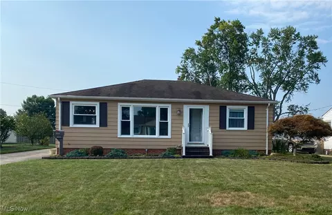 11441 Schwab Dr, Parma, OH 44130