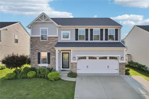 138 Northwood Ln, Tallmadge, OH 44278