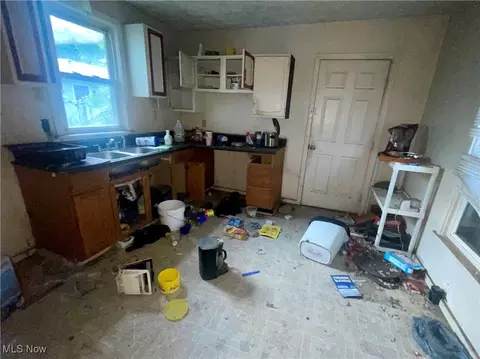 Kitchen - 200 E 32nd St, Lorain, OH 44055 photo 1 of 1