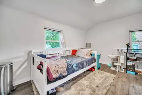 150 E 204th St, Euclid, OH 44123 photo 7