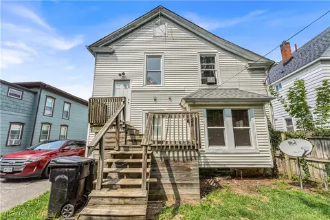 352 Vic Janowicz Dr, Elyria, OH 44035 photo 3
