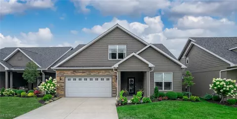 4062 Coventry Cir, Huron, OH 44839 photo 4