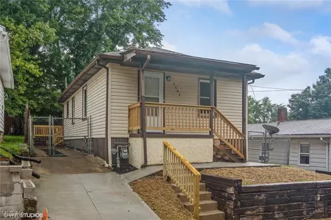 2561 Mt View Ave, Lakemore, OH 44250