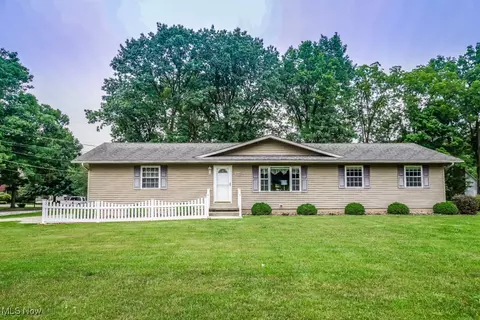 258 Northland Dr, Tallmadge, OH 44278