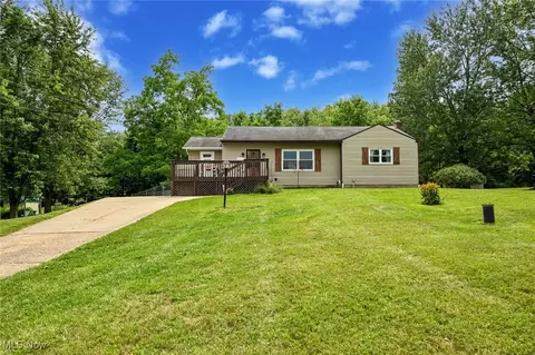 2150 Wise Rd, North Canton, OH 44720