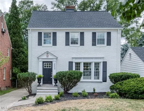 3554 Stoer Rd, Shaker Heights, OH 44122