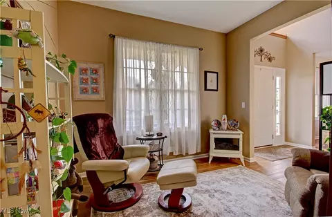 601 Longstreet, Lagrange, OH 44050 photo 7