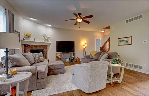 601 Longstreet, Lagrange, OH 44050 photo 9