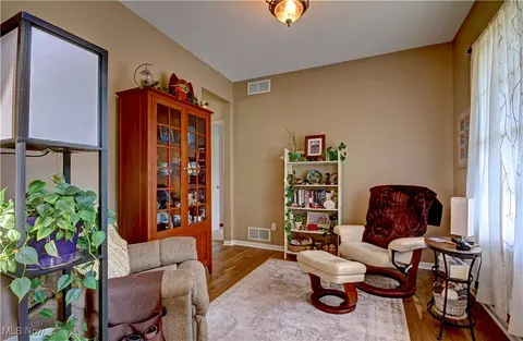 601 Longstreet, Lagrange, OH 44050 photo 6