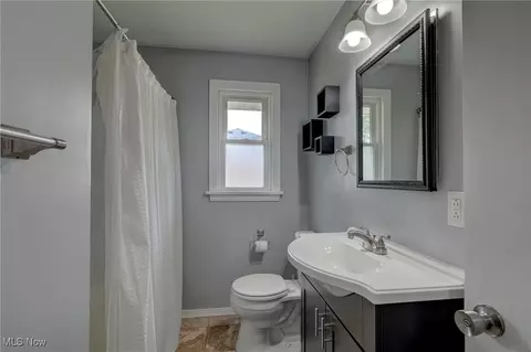 Bath - 6350 Aster Dr, Independence, OH 44131 photo 1 of 2