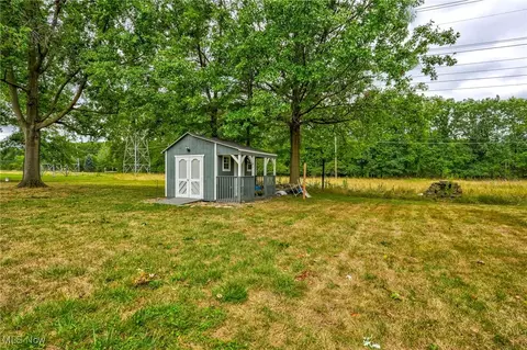 Exterior - 6350 Aster Dr, Independence, OH 44131 photo 5 of 8