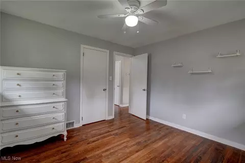 Bedroom - 6350 Aster Dr, Independence, OH 44131 photo 1 of 4
