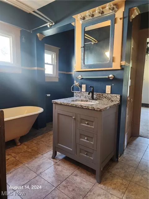130 E Walnut St, Ashland, OH 44805 photo 14
