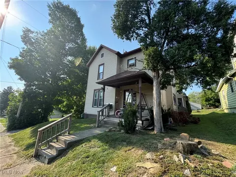 415 Taylor Ave, Cambridge, OH 43725