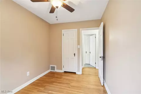 300 E 248th St, Euclid, OH 44123 photo 38
