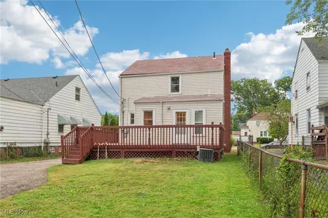 300 E 248th St, Euclid, OH 44123 photo 10