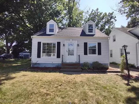 14114 Tabor Ave, Maple Heights, OH 44137