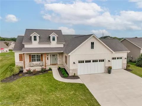 8731 Scotsbury Glen St NW, Massillon, OH 44646