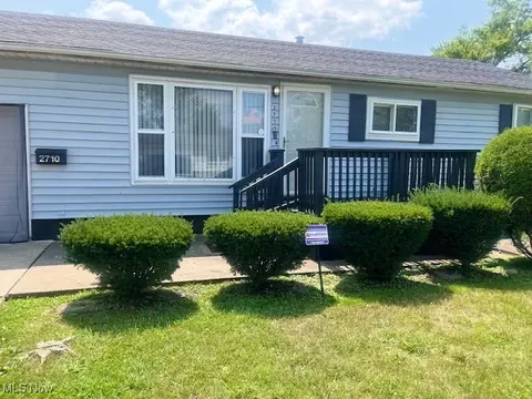 2710 31st St NE, Canton, OH 44705