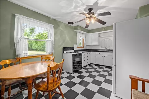 6266 Murray Ridge Rd, Elyria, OH 44035 photo 15