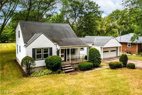 6266 Murray Ridge Rd, Elyria, OH 44035 photo 2