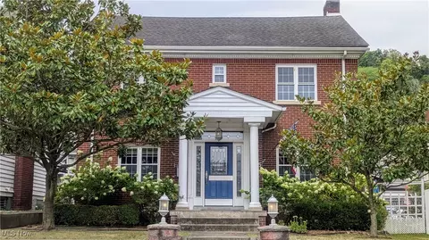 1105 Indiana St, Martins Ferry, OH 43935