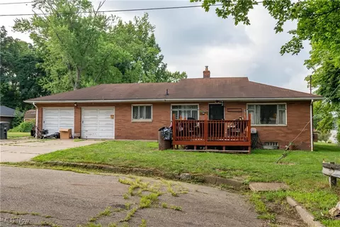 536 Brenneman Blvd, Akron, OH 44314