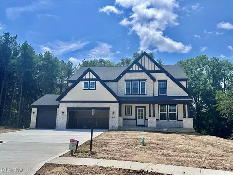 2850 Robert Gary Ct, Medina, OH 44256