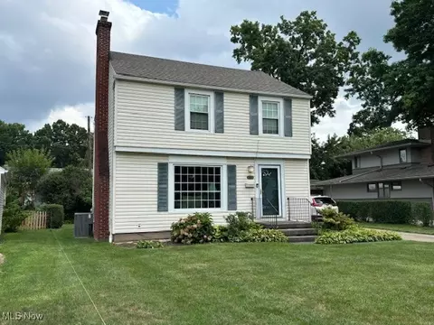 2329 N Haven Blvd, Cuyahoga Falls, OH 44223